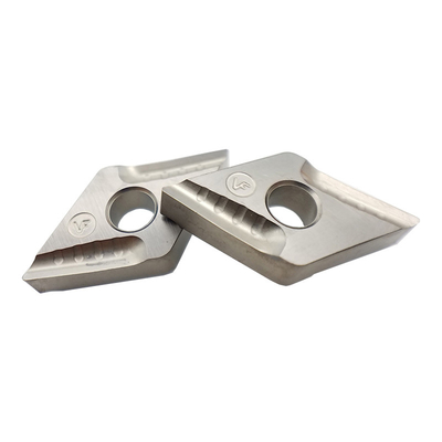 เม็ดมีดแบบถอดเปลี่ยนได้ Cermet DNMG150408R-VF TN2 สำหรับเหล็กที่ไม่มีการเคลือบ